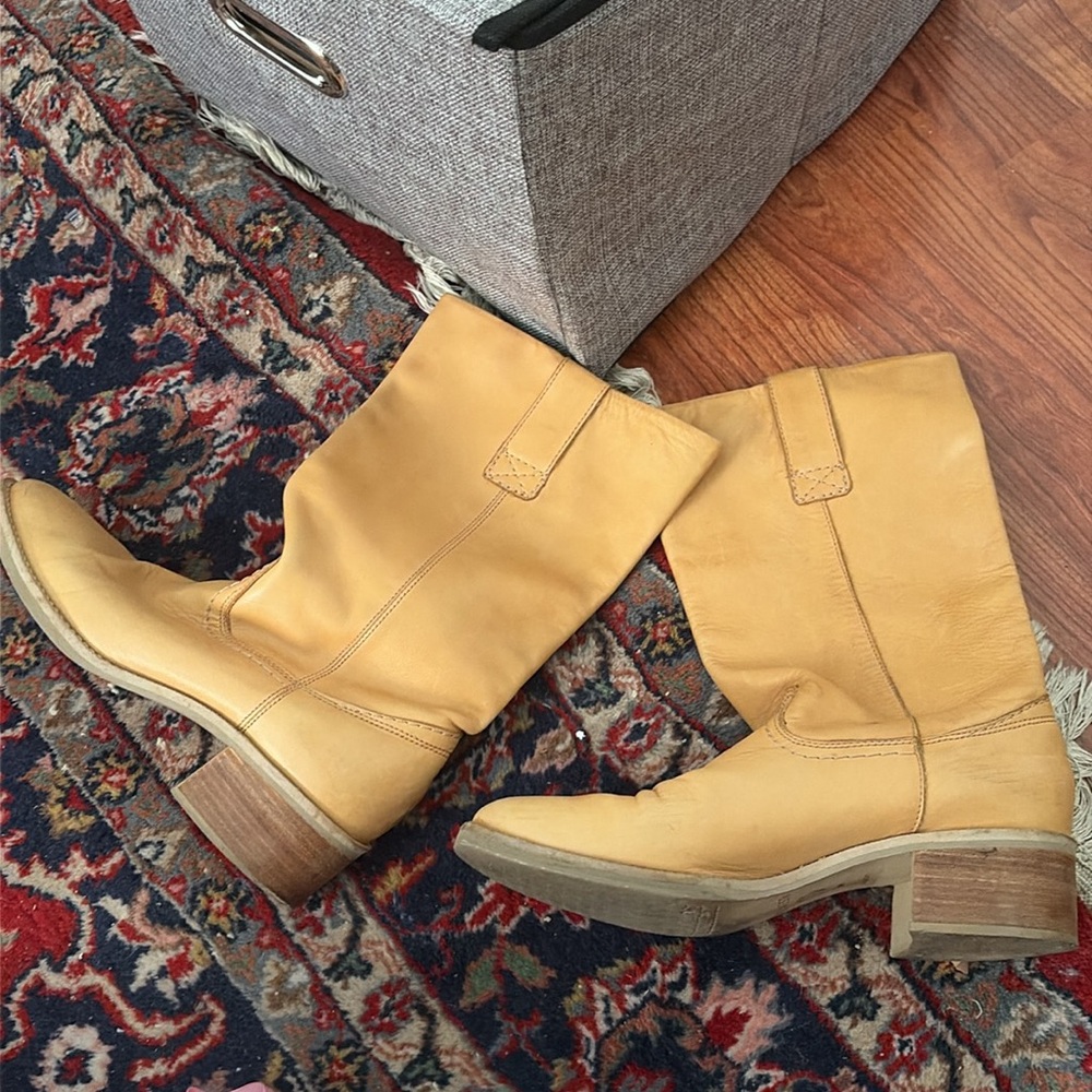 NINE WEST vintage caramel cowboy boots with block heel